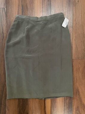 NWT Vintage silk skirt lining and shell 2P elegant fancy luxury green business